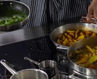 chef-free-zone-induction-indirect-cooking-e-XP_700-900-electrolux-professional-dim-800x1600-1-330x270-1.jpg